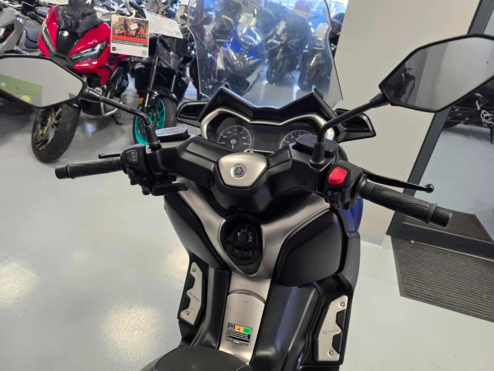 Yamaha X-max 400ie, ABS-TCS!, снимка 13 - Мотоциклети и мототехника - 54111669