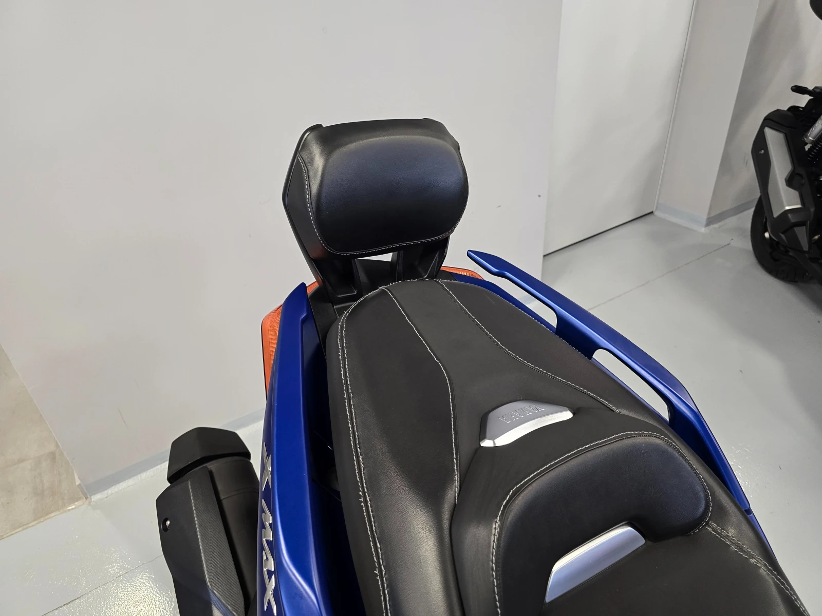 Yamaha X-max 400ie, ABS-TCS!, снимка 12 - Мотоциклети и мототехника - 54111669