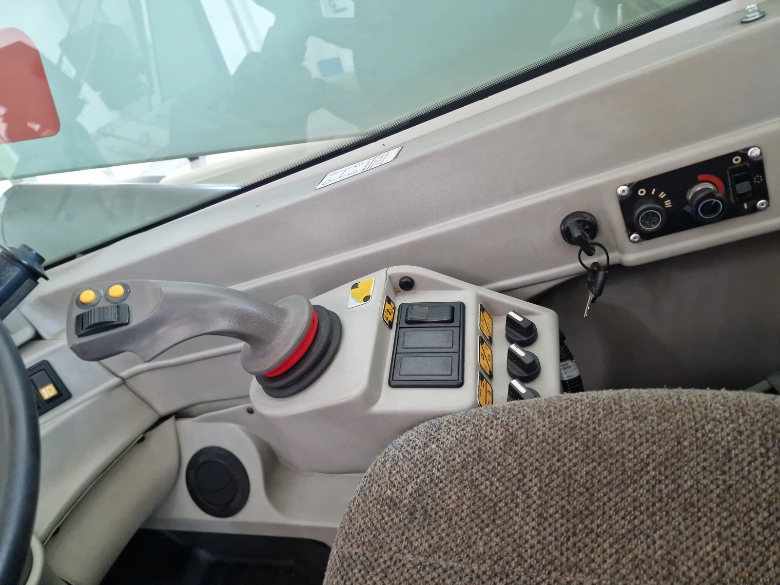 Телескопичен товарач Claas TELEPORTER 974, снимка 13 - Селскостопанска техника - 55067877