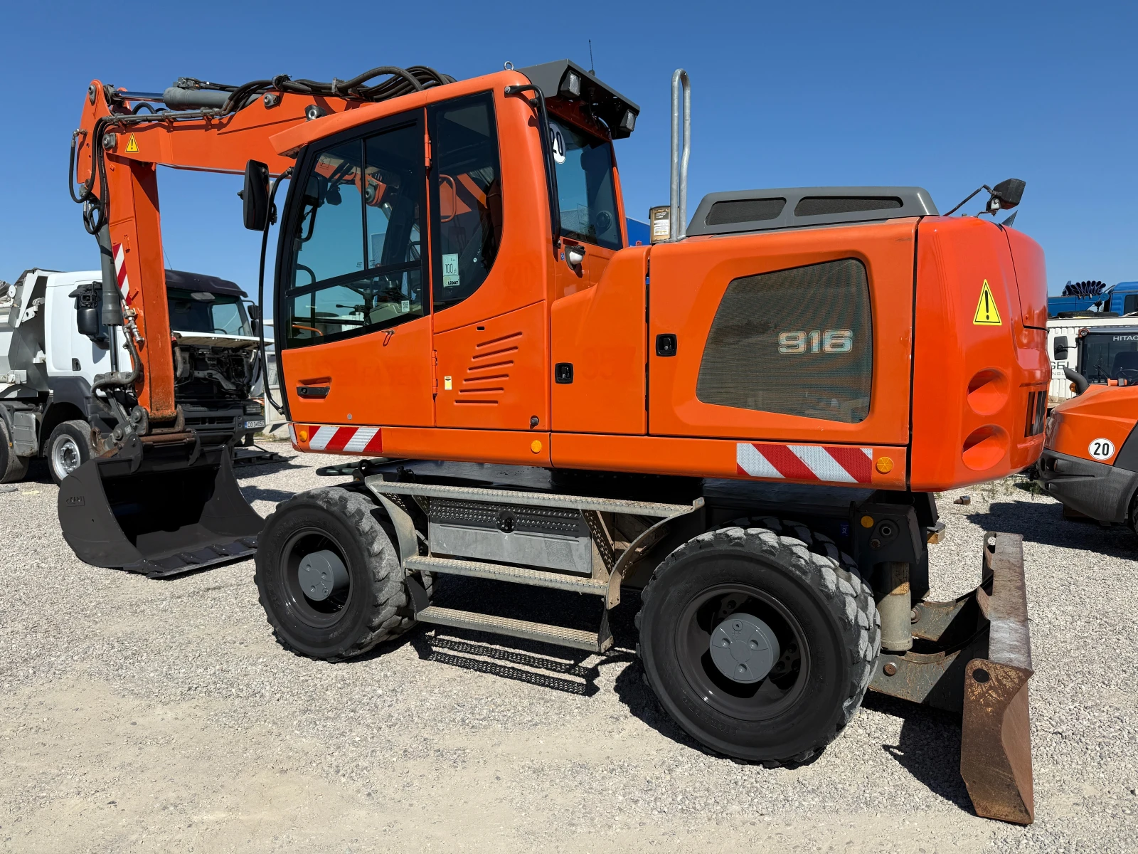 Багер Liebherr А 916 - изображение 3