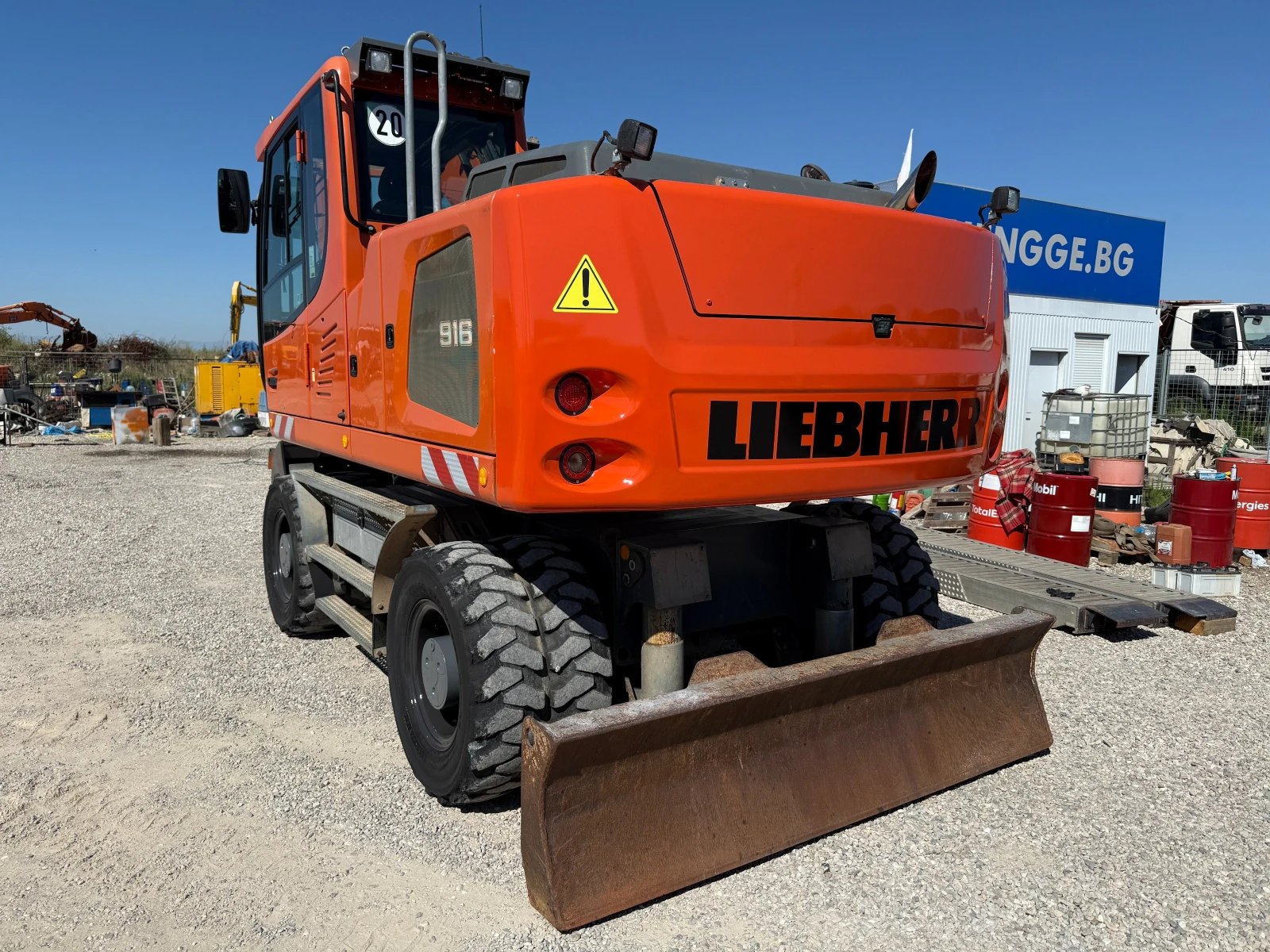Багер Liebherr А 916 - изображение 5