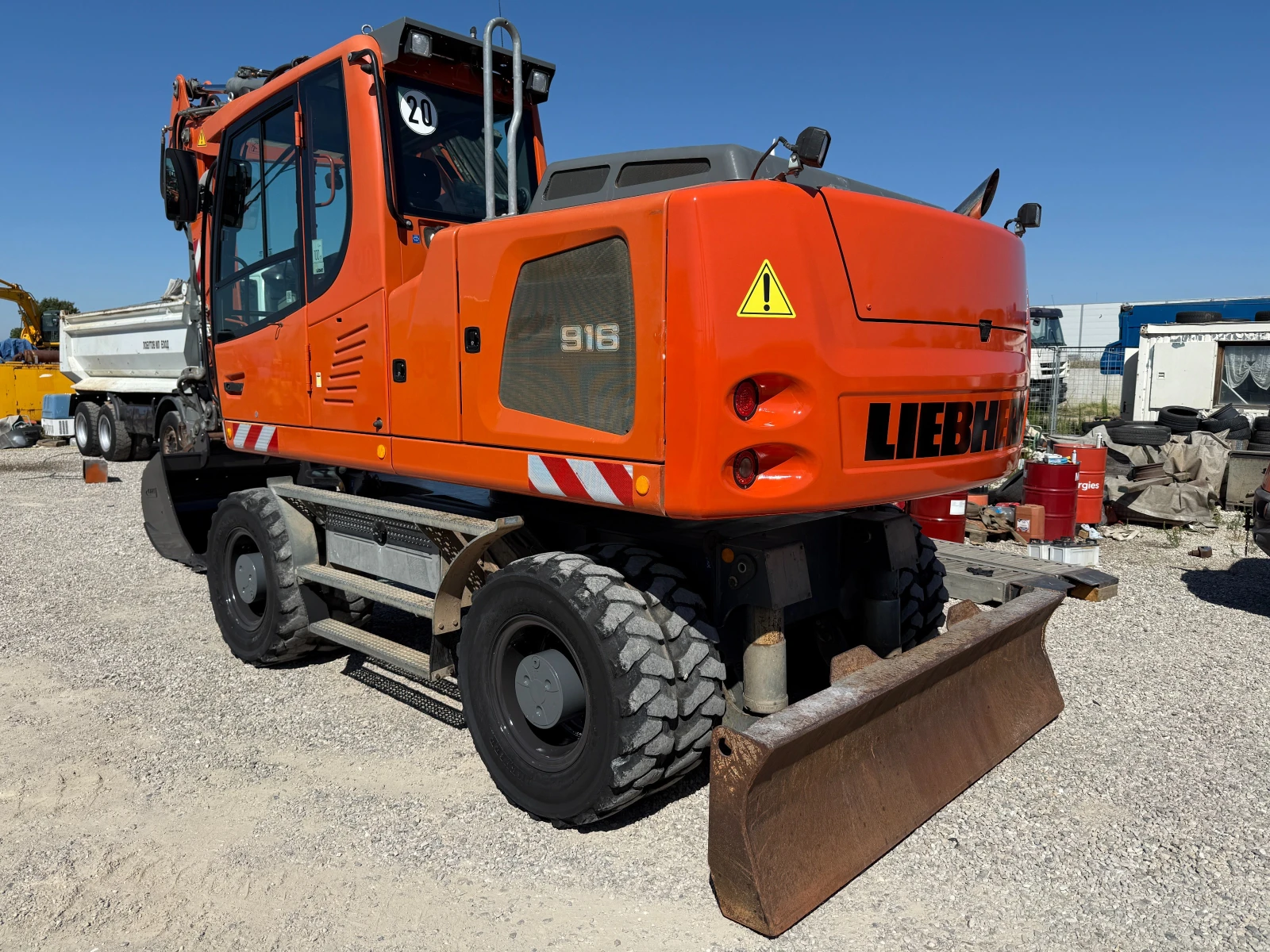 Багер Liebherr А 916 - изображение 4
