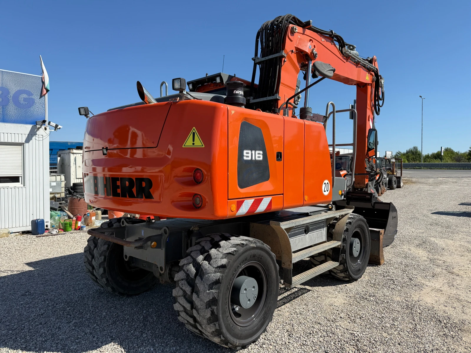 Багер Liebherr А 916 - изображение 10