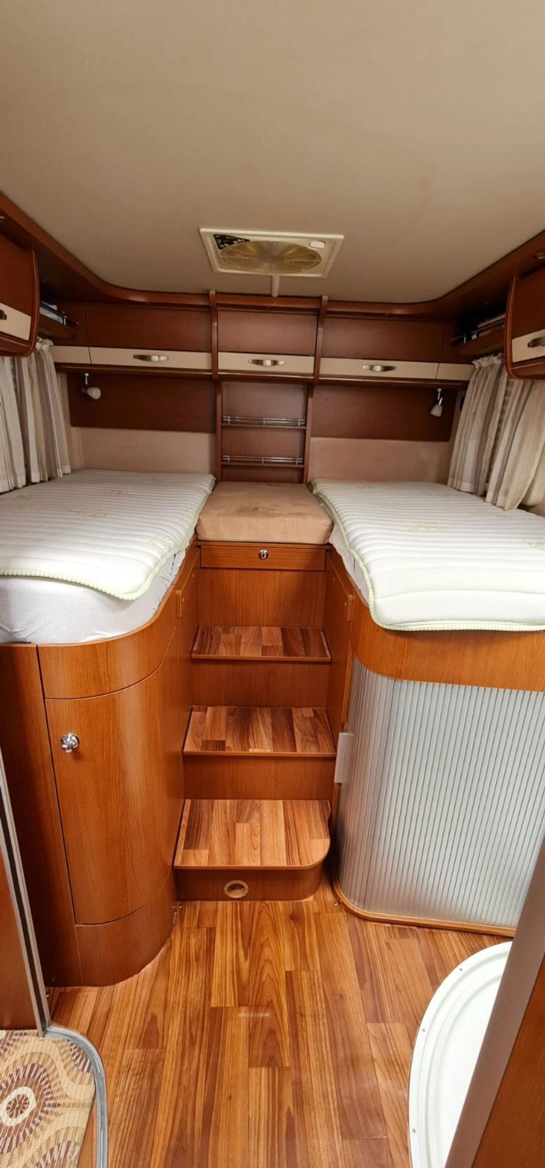 Кемпер HYMER / ERIBA B678 - изображение 10