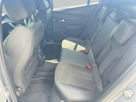 Peugeot 2008 GT PACK 1.2 Puretech EAT8 EURO 6.3, снимка 11