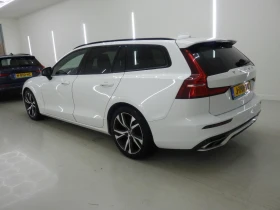 Volvo V60 R-Design, снимка 4