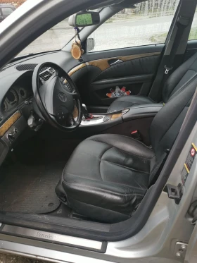 Mercedes-Benz E 270, снимка 9
