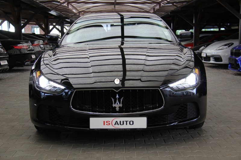 Maserati Ghibli 3.0 V6 Diesel/NAVI/BI-XENON/, снимка 2 - Автомобили и джипове - 46175872