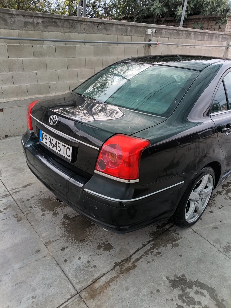 Toyota Avensis, снимка 11 - Автомобили и джипове - 47304544