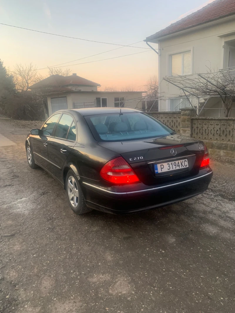 Mercedes-Benz E 270, снимка 2 - Автомобили и джипове - 48084446