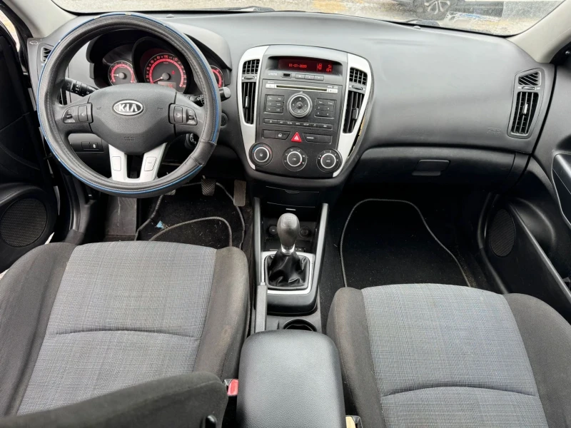 Kia Ceed 1.4i, FACELIFT, ВЪНШНИ ЗАБЕЛЕЖКИ , снимка 9 - Автомобили и джипове - 48202683