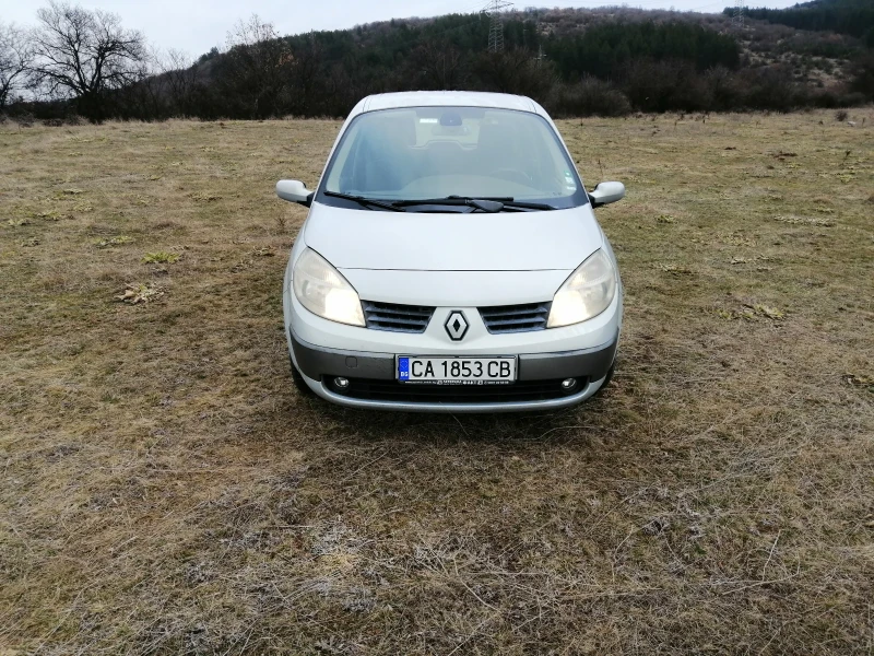 Renault Scenic 1.6 16v 113ks, Газ, Всичко платено , снимка 7 - Автомобили и джипове - 48579049