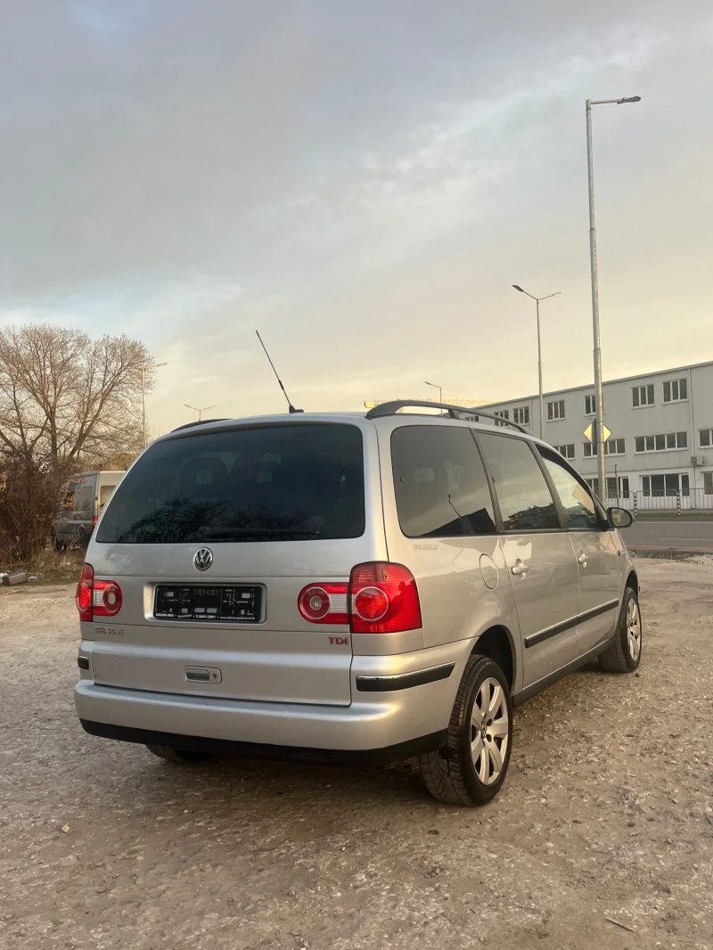 VW Sharan, снимка 4 - Автомобили и джипове - 49499873