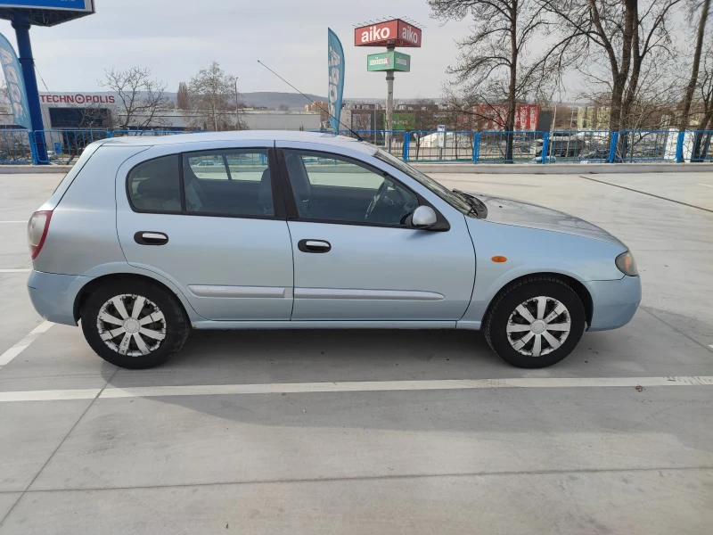 Nissan Almera, снимка 7 - Автомобили и джипове - 49545967