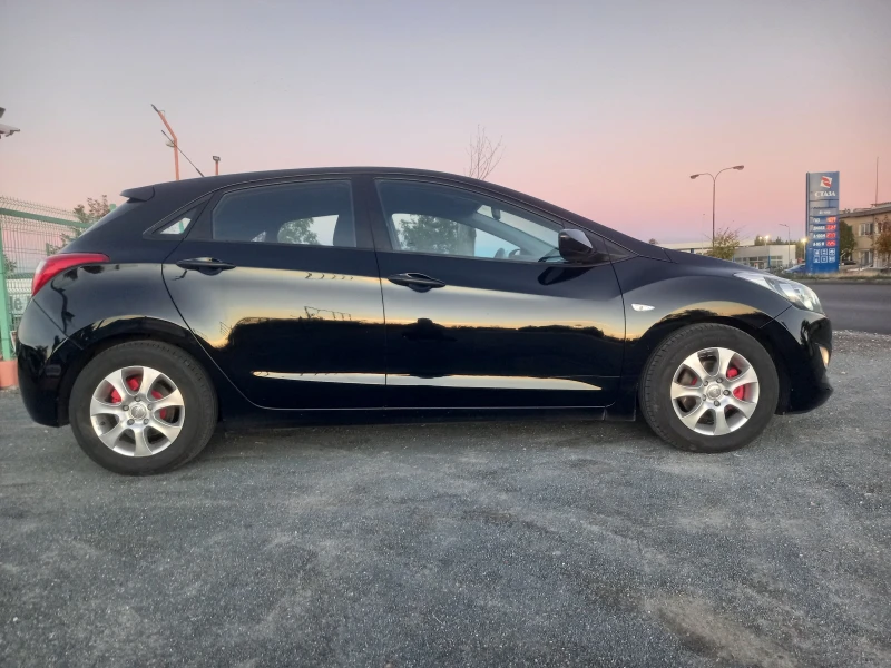 Hyundai I30 1.4 -90 кс. - 6 ск. ТОП СЪСТОЯНИЕ, снимка 8 - Автомобили и джипове - 52229336