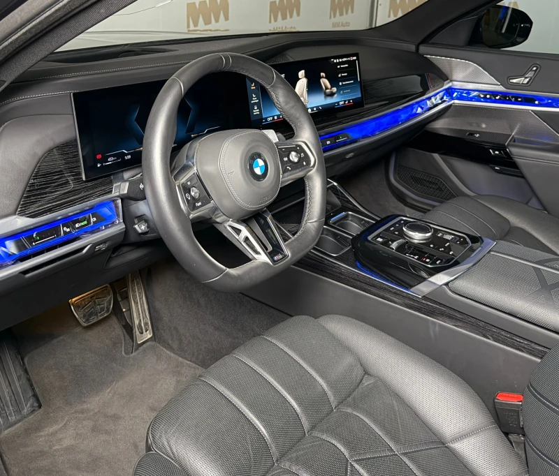 BMW 740 d xDrive* M-Sport* Bowers* SkyLounge* Massage* HuD, снимка 7 - Автомобили и джипове - 52441288