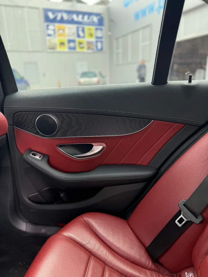Mercedes-Benz C 300 AMG, снимка 8 - Автомобили и джипове - 52957844