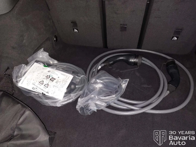 BMW i4 40 eDrive M Sport Paket, снимка 13 - Автомобили и джипове - 52834377