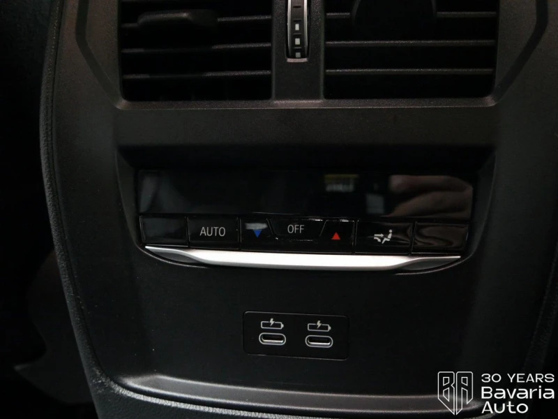 BMW i4 40 eDrive M Sport Paket, снимка 12 - Автомобили и джипове - 52834377