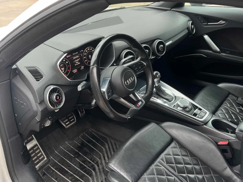 Audi Tt * 2.0T * CARFAX * БЕЗ ПЪРВОНАЧАЛНА ВНОСКА, снимка 5 - Автомобили и джипове - 52874106