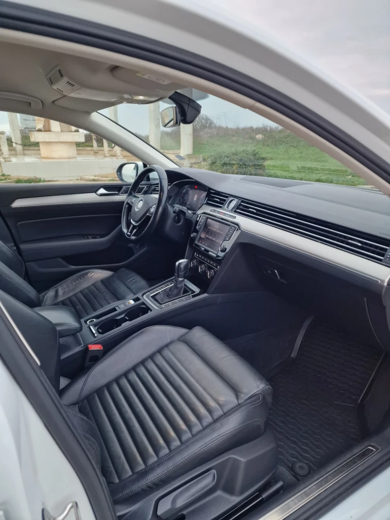 VW Passat 2.0TDI 190hp, снимка 10 - Автомобили и джипове - 53104155