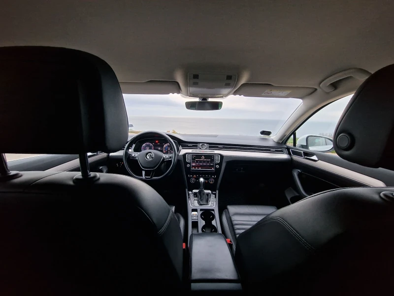VW Passat 2.0TDI 190hp, снимка 13 - Автомобили и джипове - 53104155