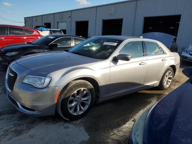 Chrysler 300c 3.6L 6 Rear-wheel drive, снимка 9 - Автомобили и джипове - 48597893