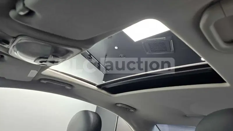 Mercedes-Benz CLK 500 | ВКЛЮЧЕН ТЕХНОТЕСТ, снимка 12 - Автомобили и джипове - 54415059