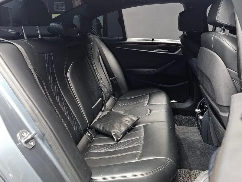 BMW 530 I M Sports Plus, снимка 11 - Автомобили и джипове - 55832840