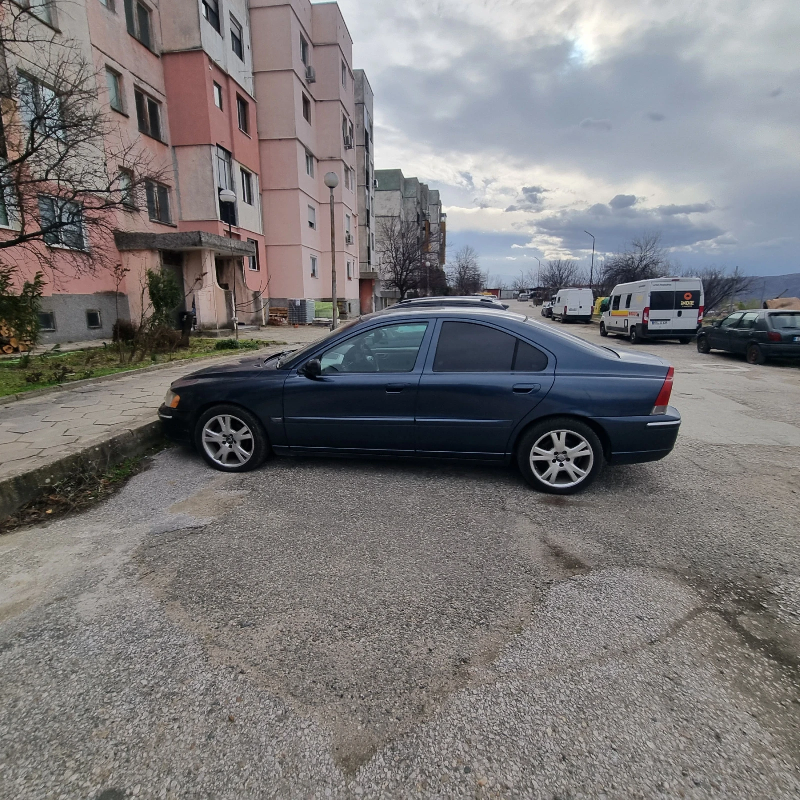 Volvo S60 2.4 D5 - изображение 8