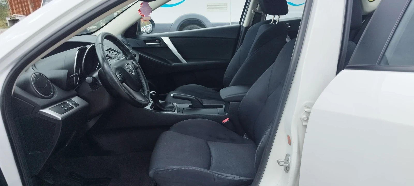 Mazda 3 2.2-185к.с - изображение 10