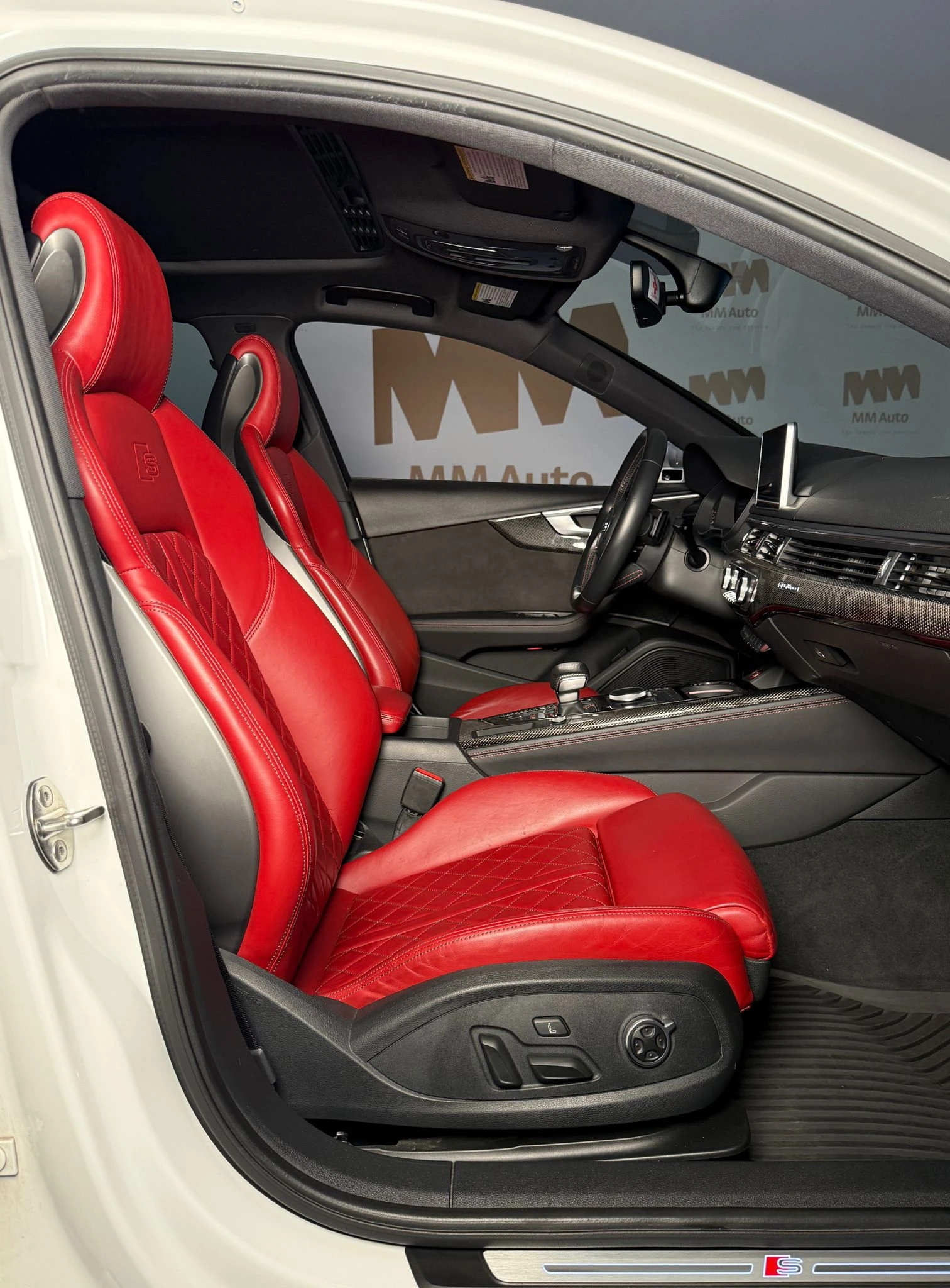 Audi S4 Quattro* Carbon* B&O* Pano - изображение 9