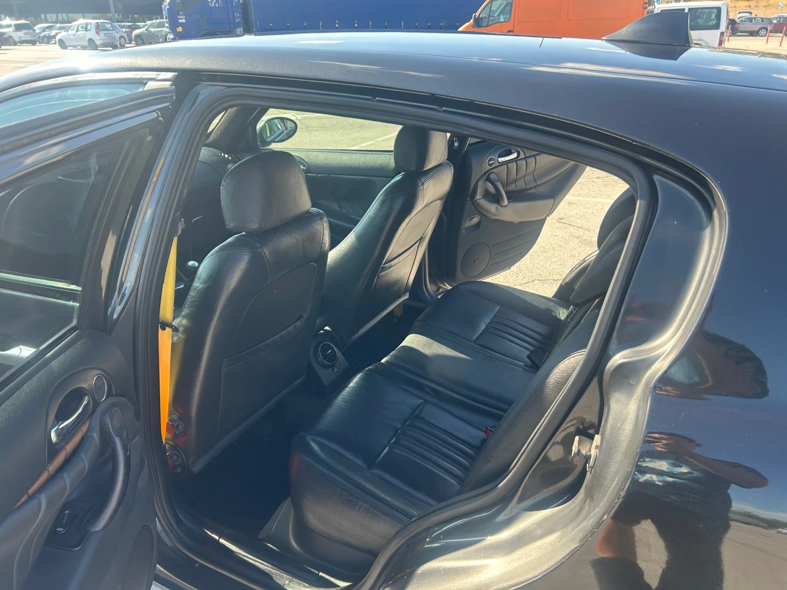 Alfa Romeo 147 1.9 JTDm 16v - изображение 7