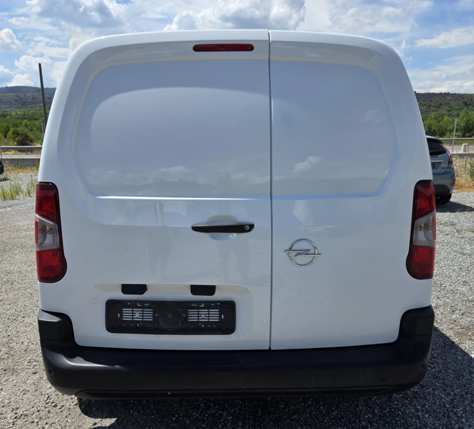 Opel Combo 1.5D - изображение 7