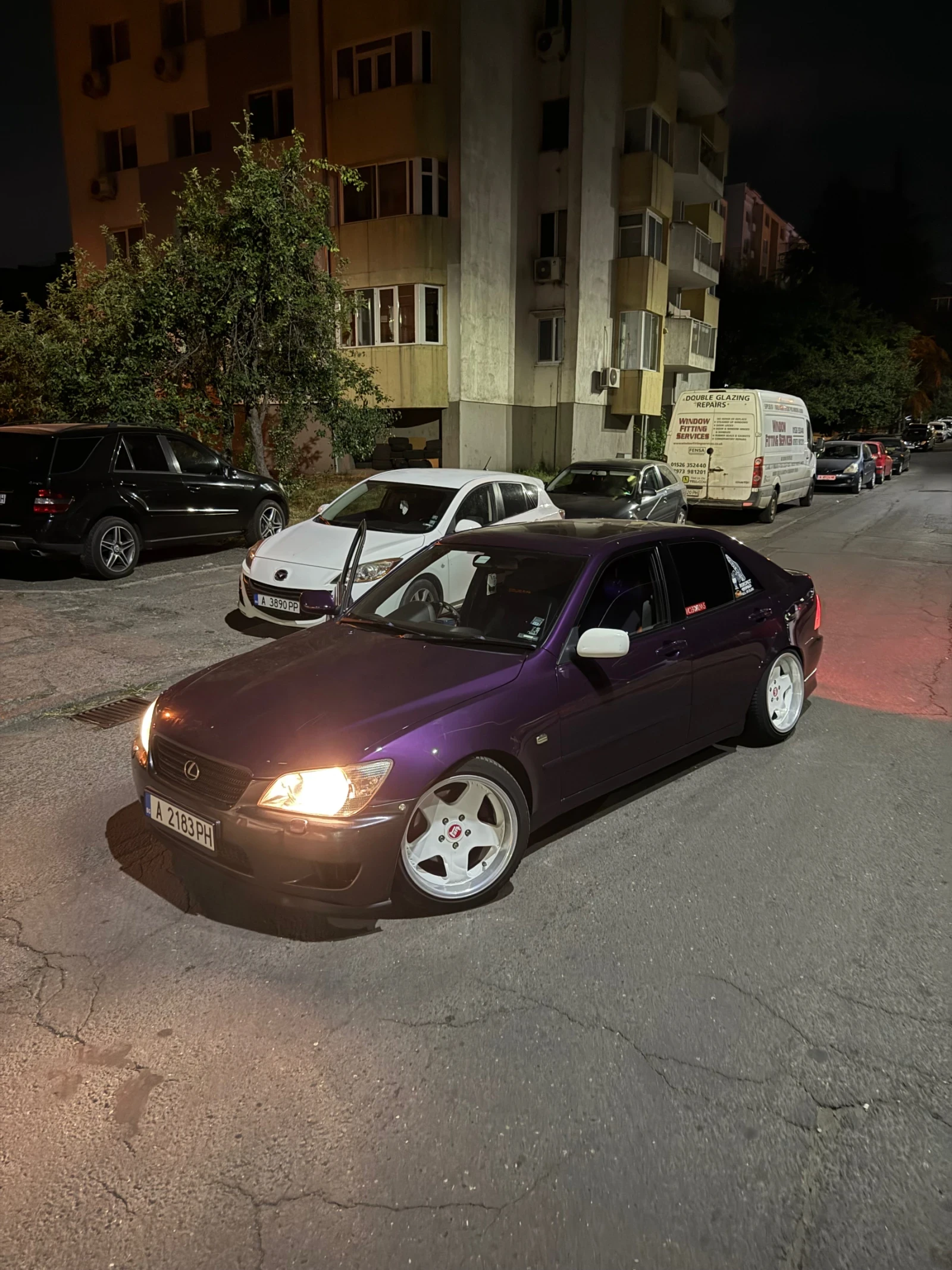 Lexus IS 200  - изображение 2