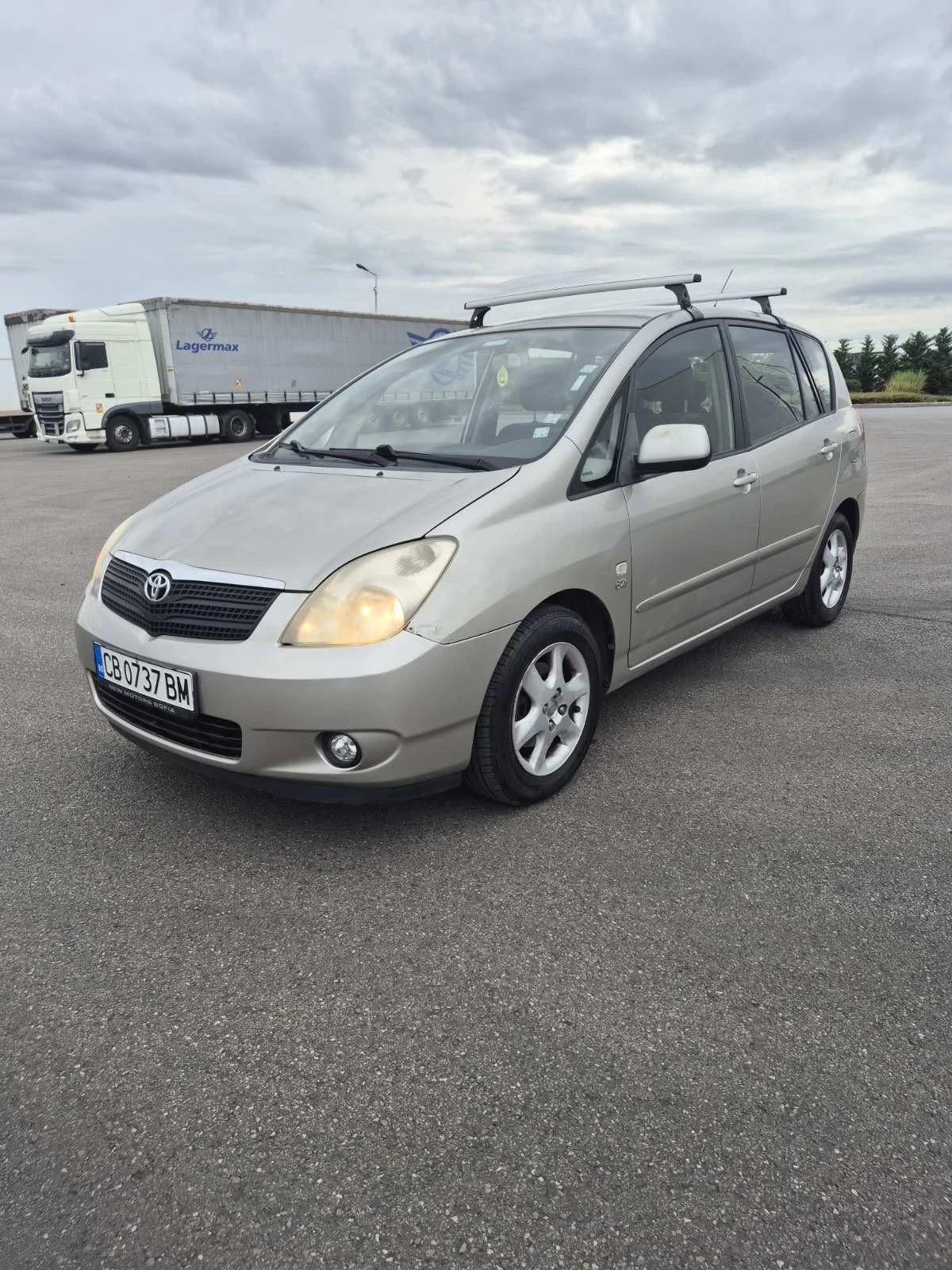 Toyota Corolla verso  - изображение 3