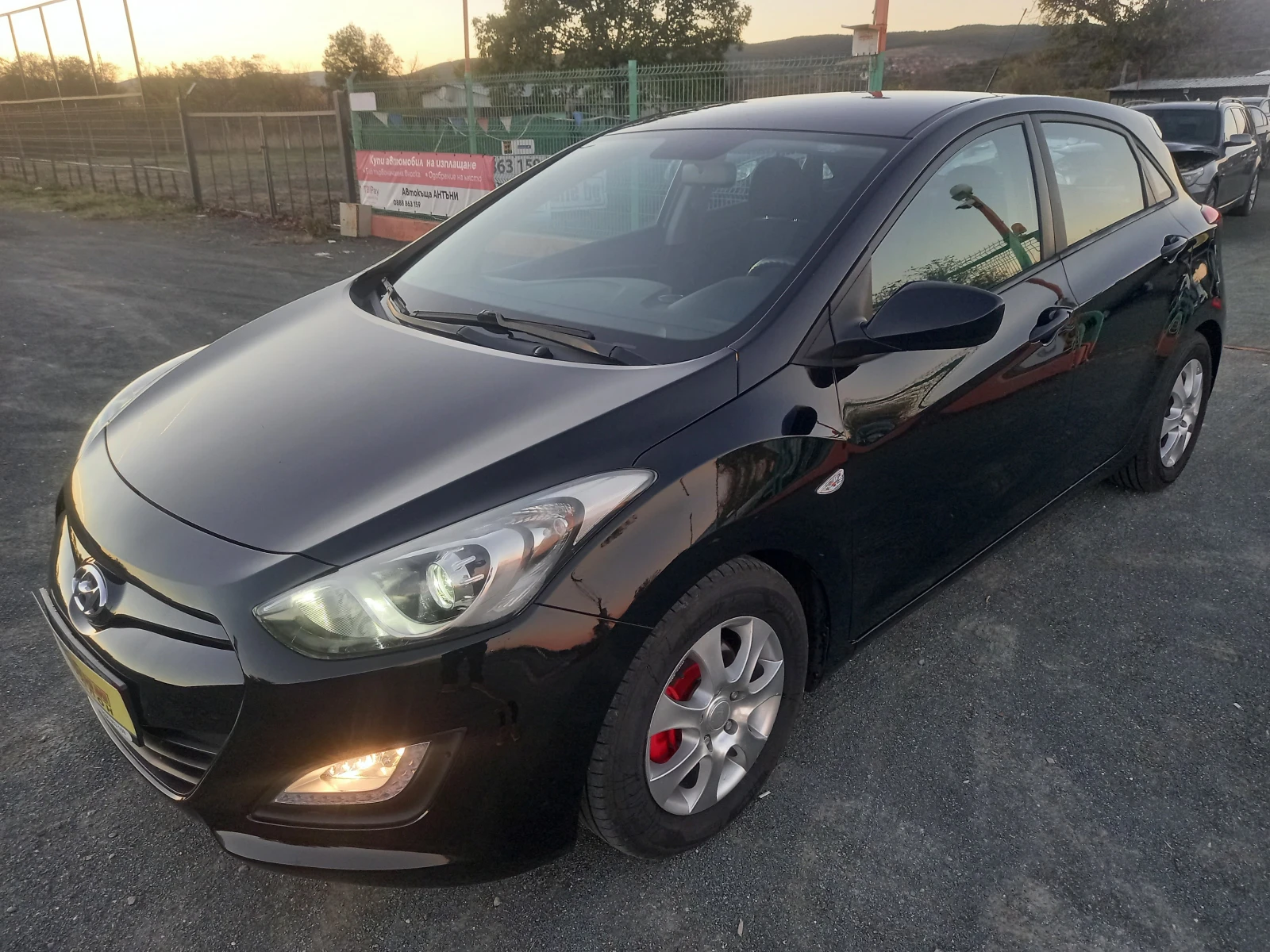 Hyundai I30 1.4 -90 кс. - 6 ск. ТОП СЪСТОЯНИЕ - изображение 3