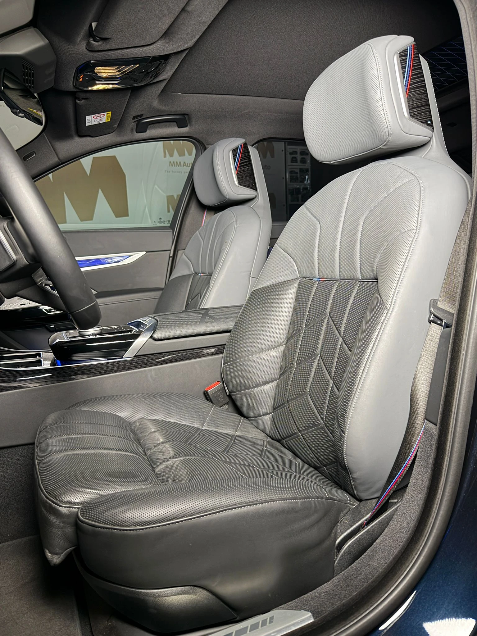 BMW 740 d xDrive* M-Sport* Bowers* SkyLounge* Massage* HuD | Mobile.bg   8