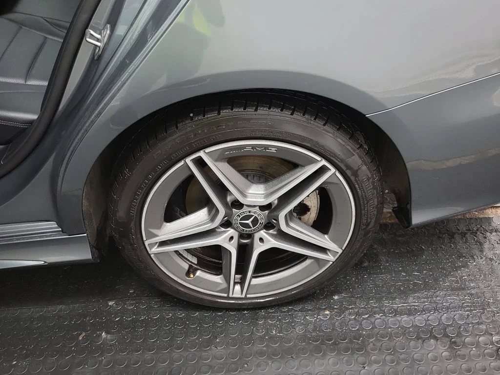 Mercedes-Benz C 300 2020 CARFAX * БЕЗ ПЪРВОНАЧАЛНА ВНОСКА - изображение 8