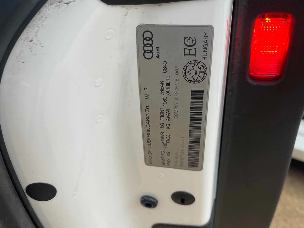 Audi Tt * 2.0T * CARFAX * БЕЗ ПЪРВОНАЧАЛНА ВНОСКА - изображение 10