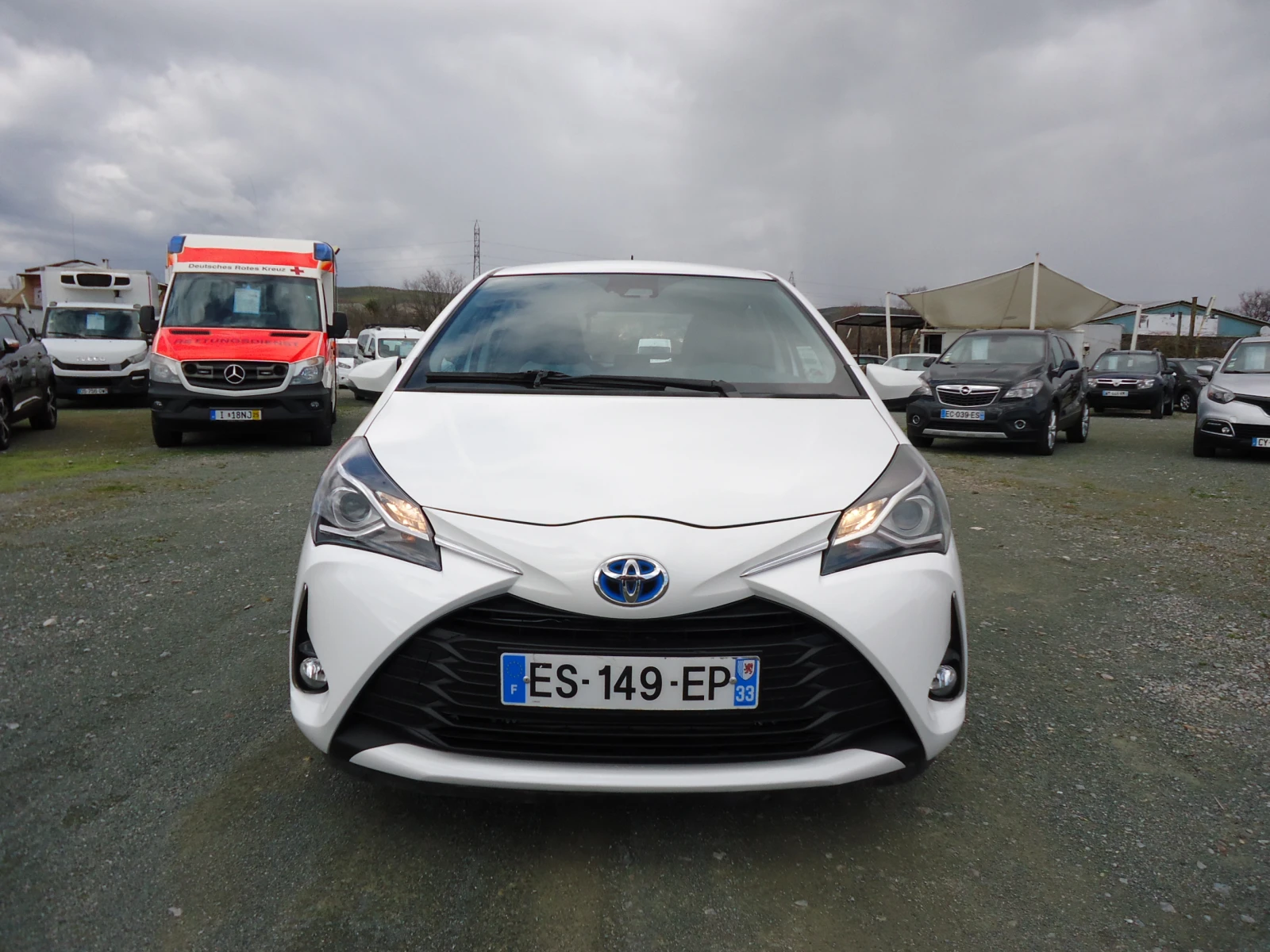 Toyota Yaris 1.5 Hybrid ������ ��������� | Mobile.bg � ����������� 5