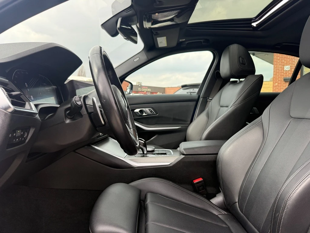 BMW 330 М ПАКЕТ * * CARFAX * * АВТО КРЕДИТ * * , снимка 9 - Автомобили и джипове - 53838970