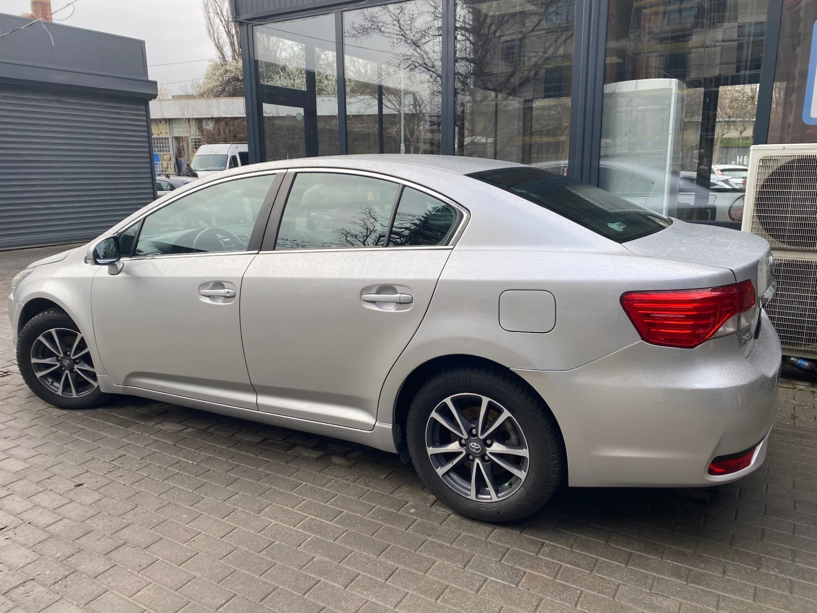 Toyota Avensis, снимка 3 - Автомобили и джипове - 54071196