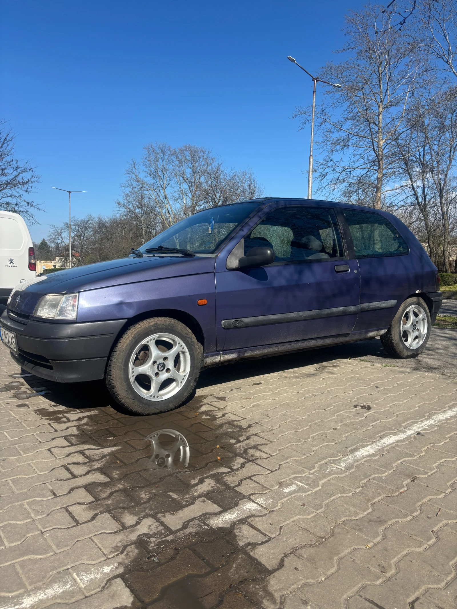 Renault Clio, снимка 4 - Автомобили и джипове - 54126335