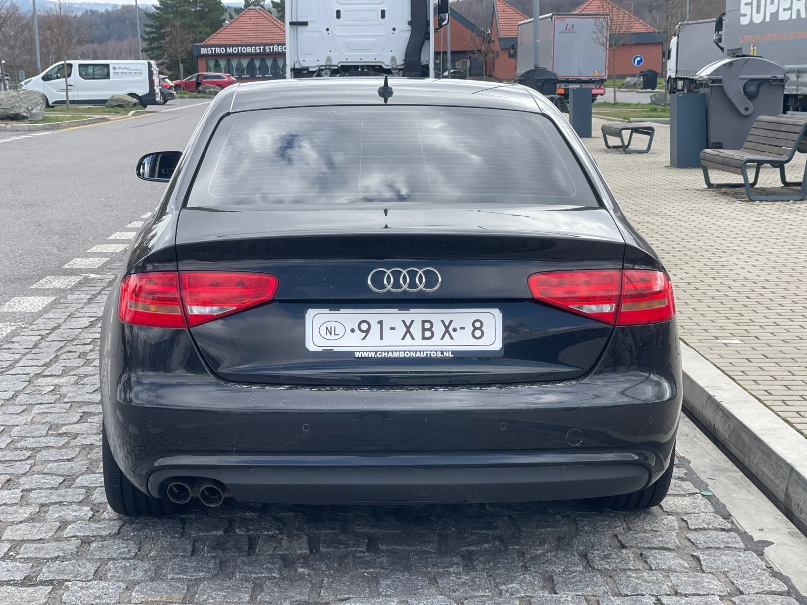 Audi A4 2.0tdi , снимка 6 - Автомобили и джипове - 54146427