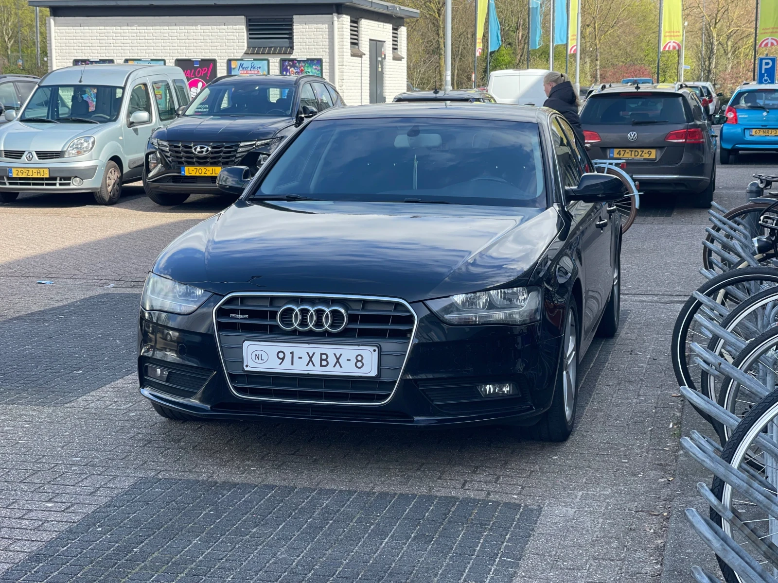 Audi A4 2.0tdi , снимка 9 - Автомобили и джипове - 54146427