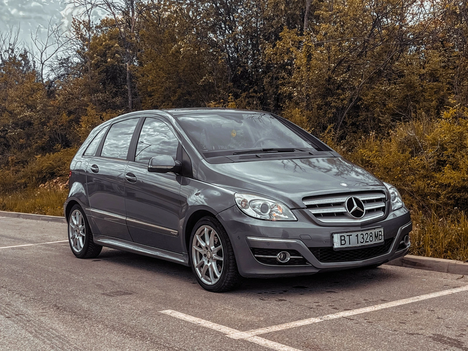 Mercedes-Benz B 200
