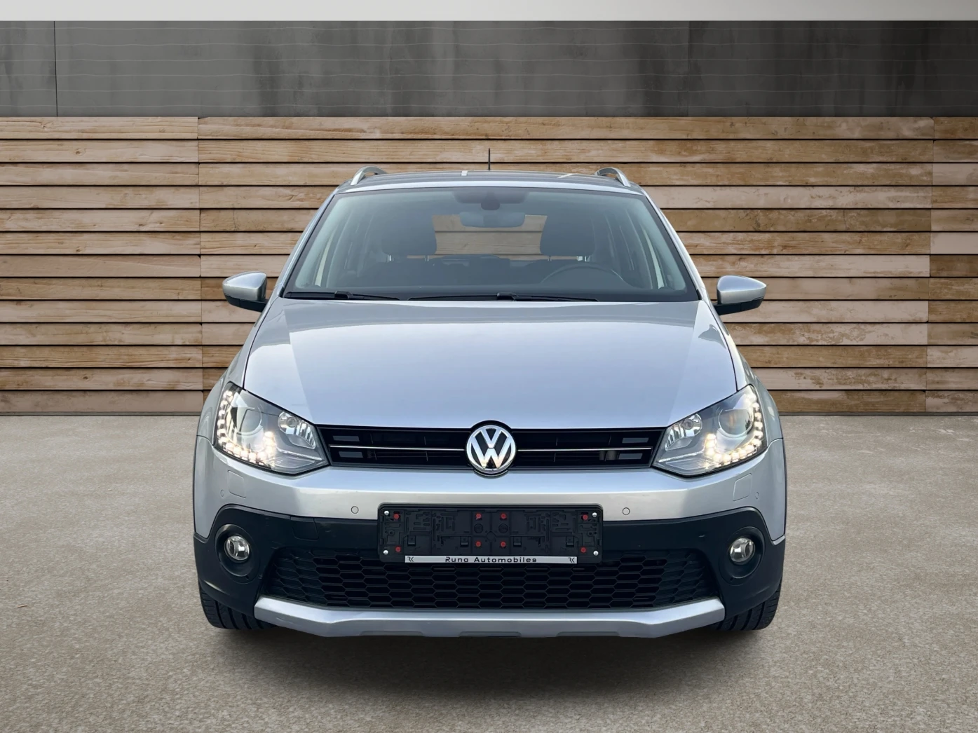 VW Polo Cross 1.4TDi DSG 147000km EURO6B, снимка 2 - Автомобили и джипове - 54706821