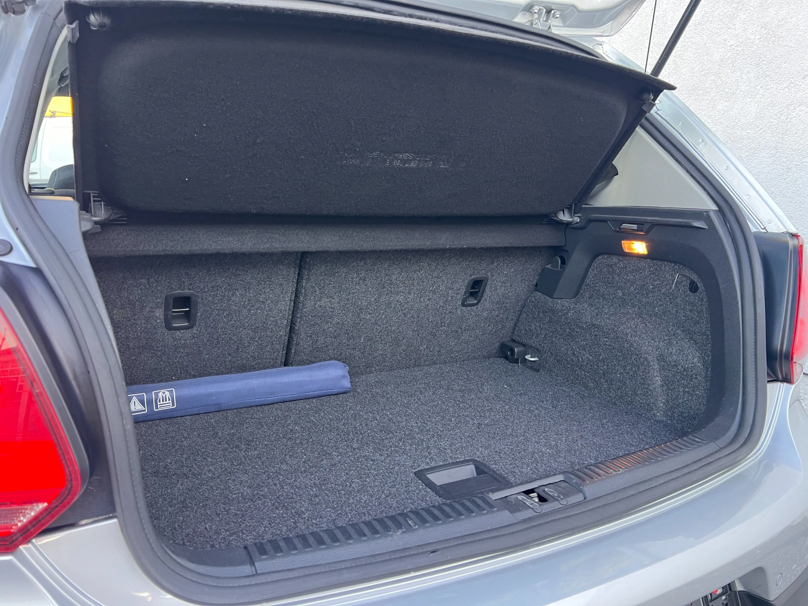 VW Polo Cross 1.4TDi DSG 147000km EURO6B, снимка 16 - Автомобили и джипове - 54706821