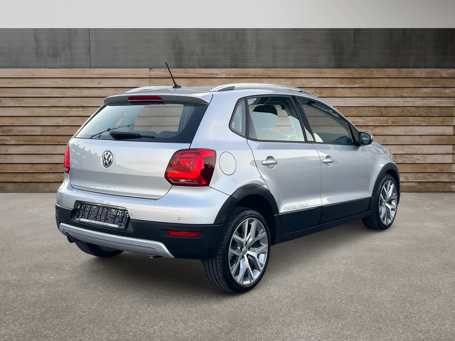 VW Polo Cross 1.4TDi DSG 147000km EURO6B, снимка 6 - Автомобили и джипове - 54706821